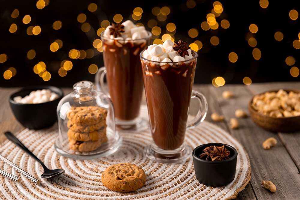 Recette - Chocolat chaud (guimauves, sirop de noisette, chantilly)